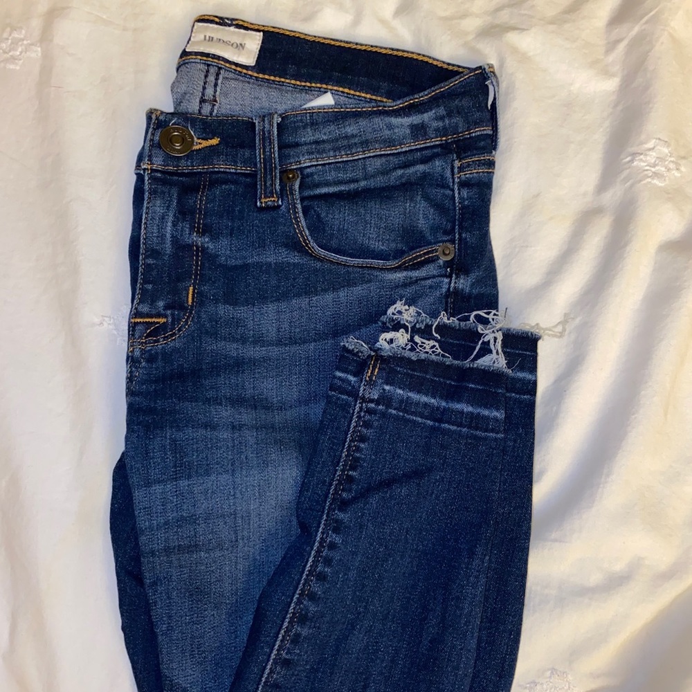 Hudson cropped skinny jeans 😍